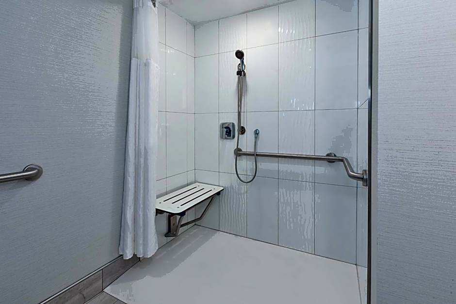 Hotel Indigo Rochester Mayo Clinic Area By IHG