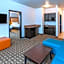 La Quinta Inn & Suites by Wyndham Mt. Pleasant
