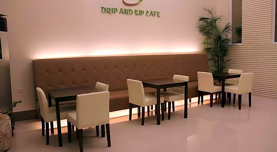 Manhattan Suites Inn