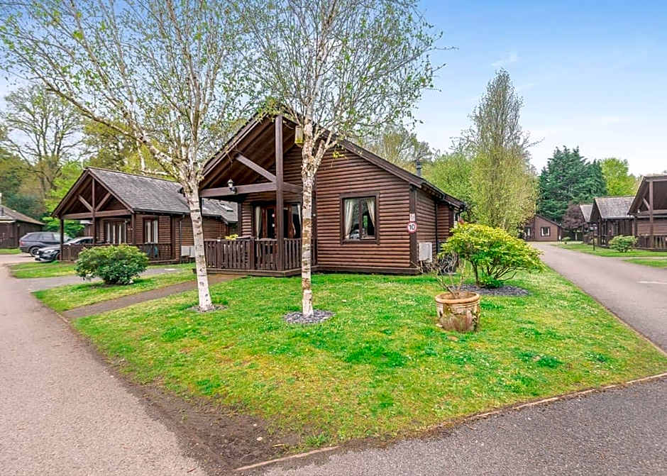 Tilford Woods Lodge Retreat