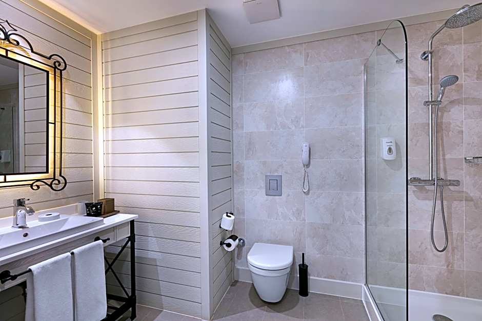 Limak Cyprus Deluxe Hotel