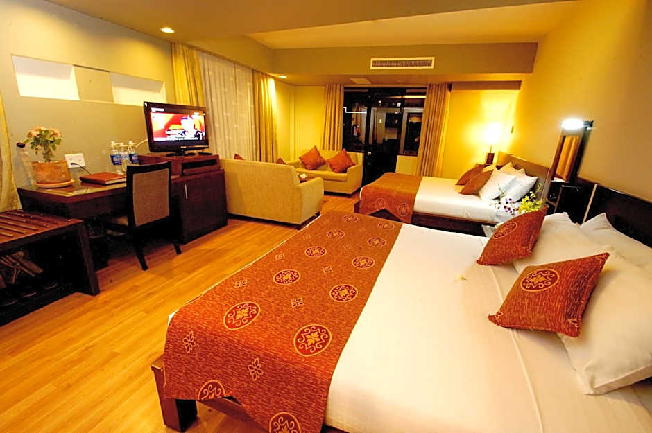 Photo 1 of 6 of Family Junior Suite