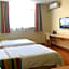 7 Days Inn Weinan Jiefang Road Railway Station