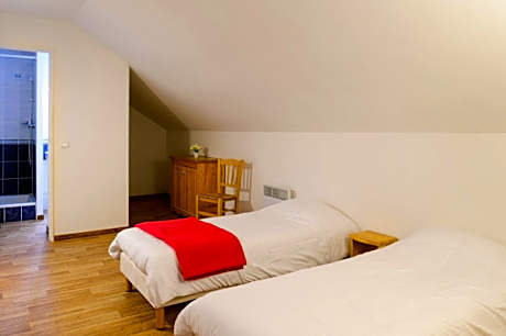 Three-Bedroom Apartment (8 Adults)