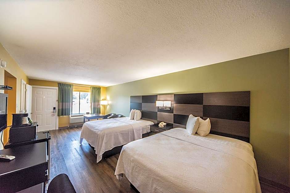 Relax Inn and Suites Kuttawa