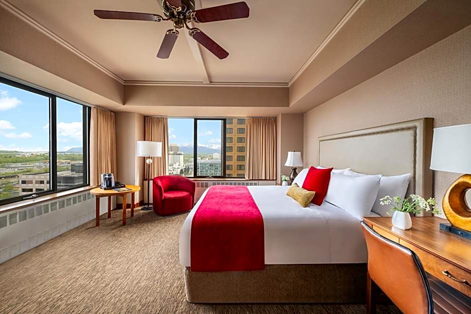 The Hotel Captain Cook