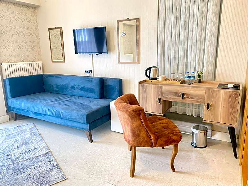 Blackmoon Villa Hotel 