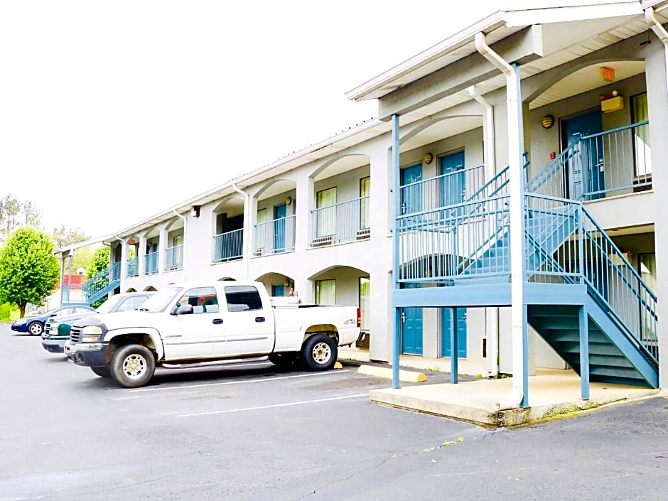 Americas Best Value Inn - Rome