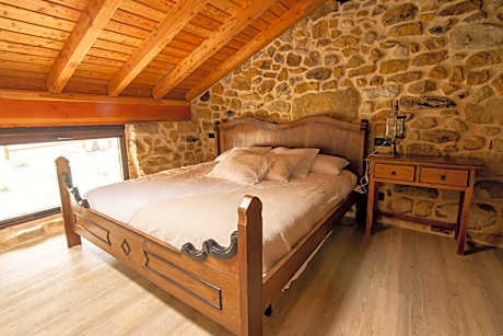 Double Room King Bed