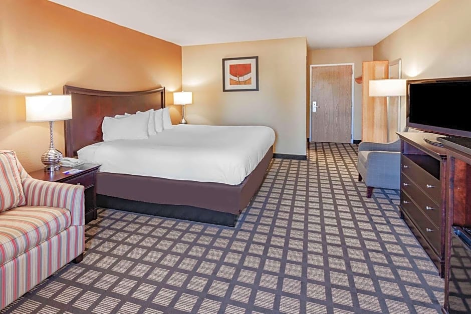 Rodeway Inn Bloomington - Normal near I-55 and University
