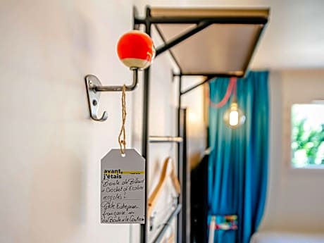 Pop Twin Room