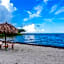 Waterfront Resort Condo w Beach