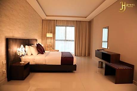 3 BR Family Suite