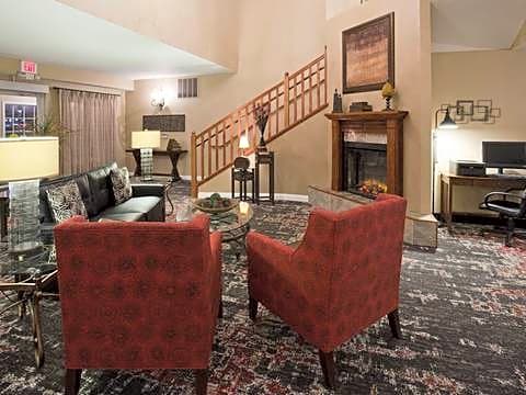 GrandStay Residential Suites Hotel - Eau Claire