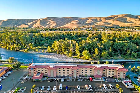Baymont by Wyndham Yakima Riverfront