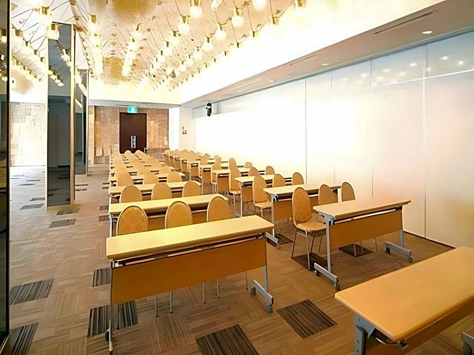 Hotel Crown Hills Himeji