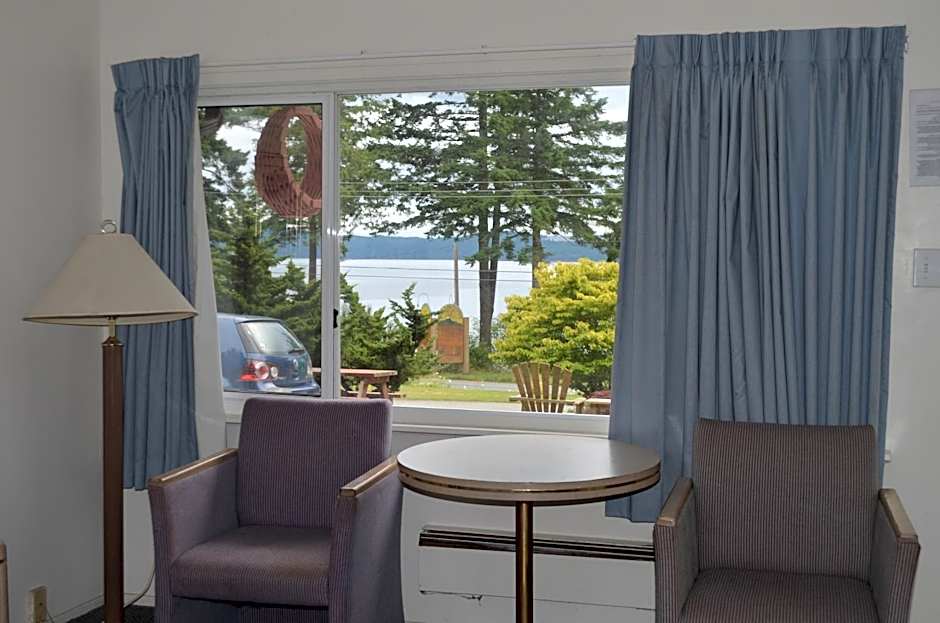 Seaside Villa Motel & RV Park