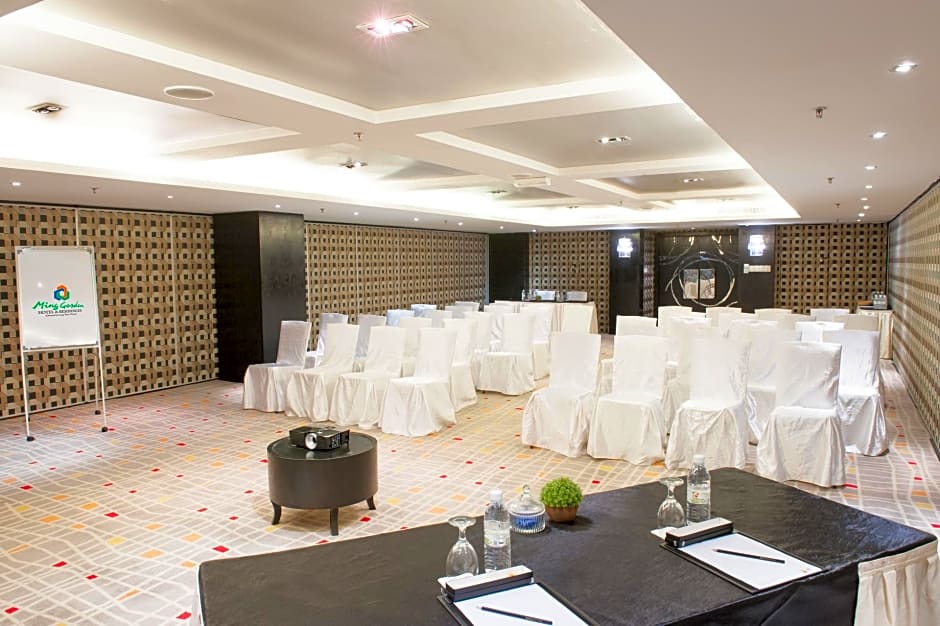Ming Garden Hotel and Residences