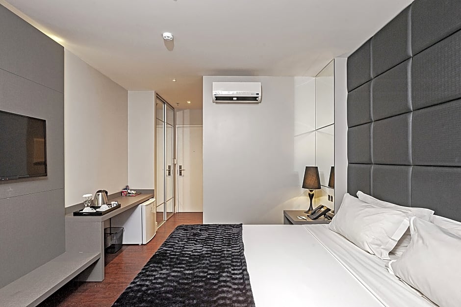 BRUT by Slaviero Hotéis