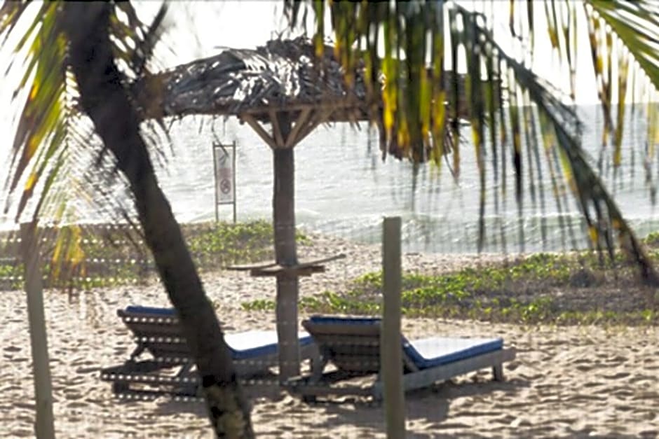 Pousada Praia das Ondas - Pe  na areia