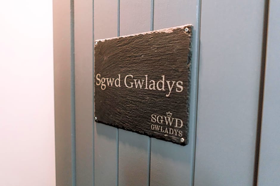 Sgwd Gwladys Lodge