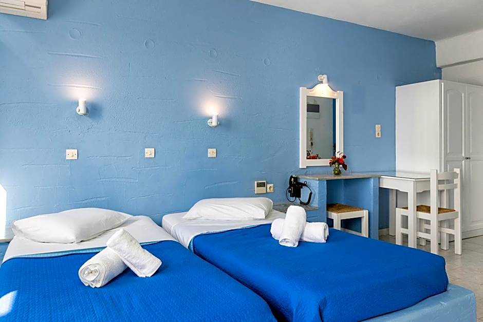 Stratos Apartments & Studios