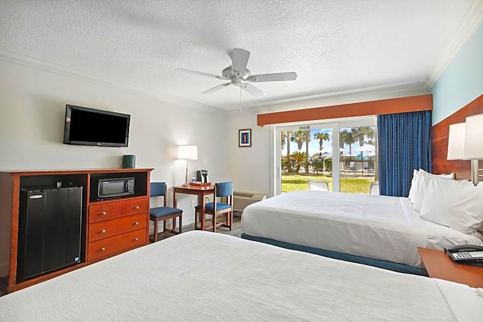 Seahorse Oceanfront Inn
