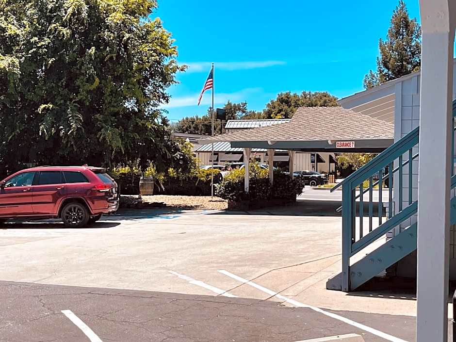 Vino Inn & Suites