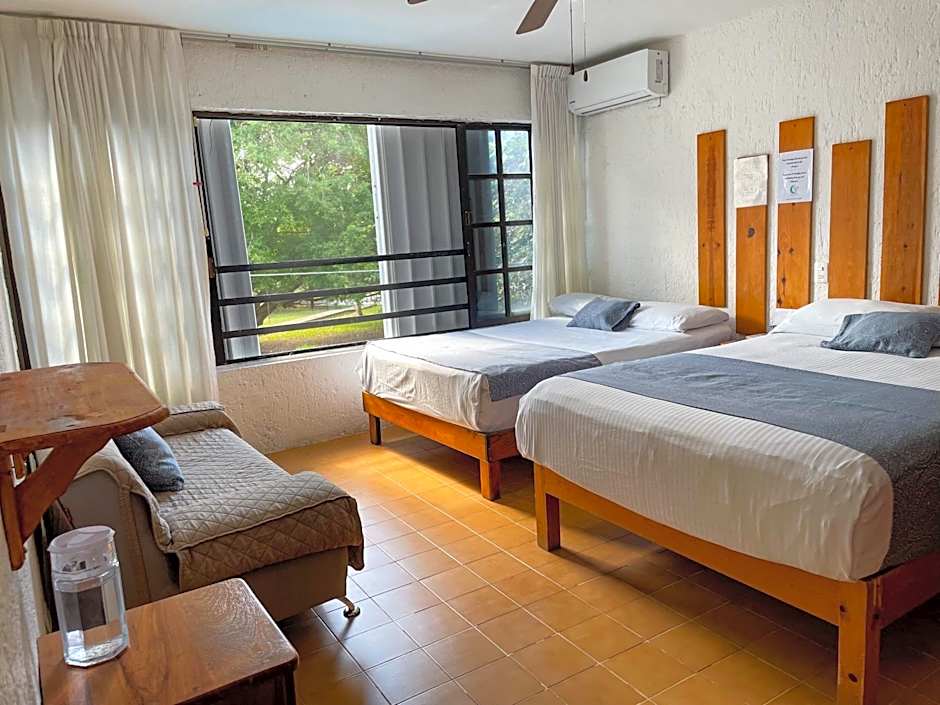 Casa Luna Family & Friends