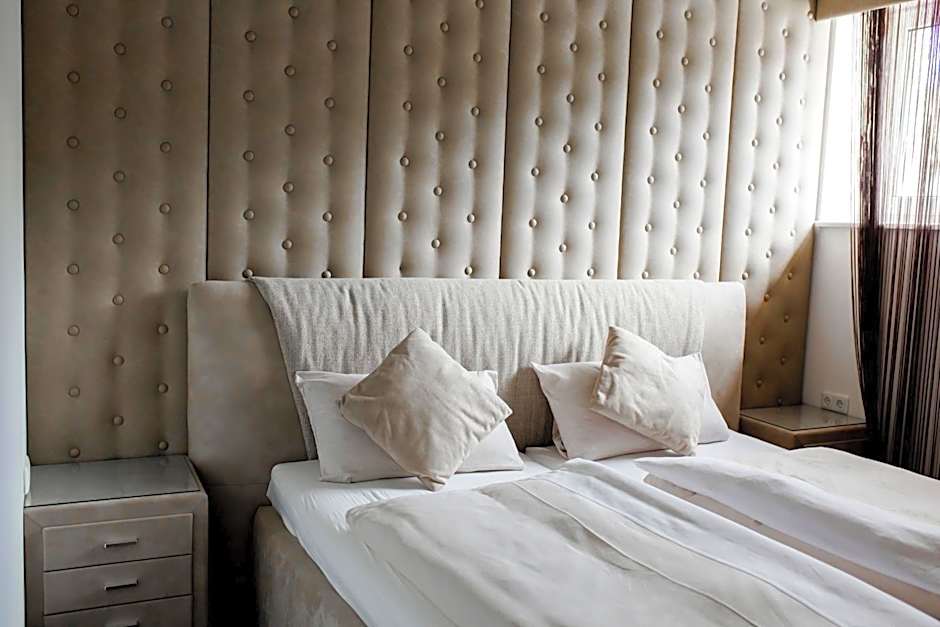 Bach Hotel