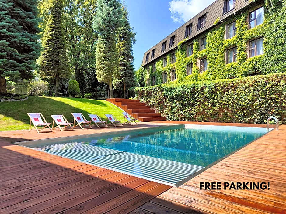 Booking Hotel & Spa