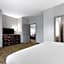 La Quinta Inn & Suites by Wyndham Brookshire