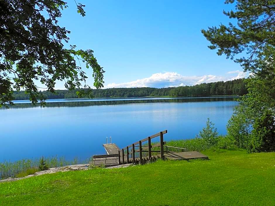 Labbnäs Semesterhem, Radhuset