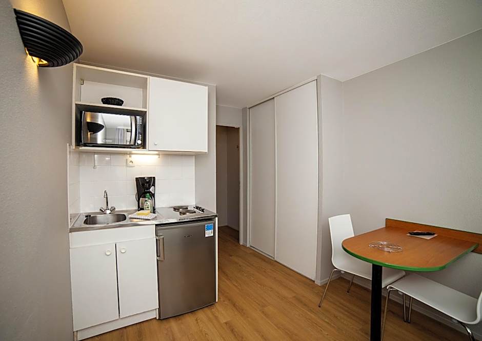 Aparthotel Adagio Access Paris Maisons-Alfort