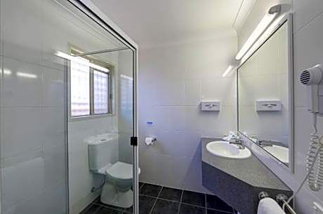 Executive Queen Room