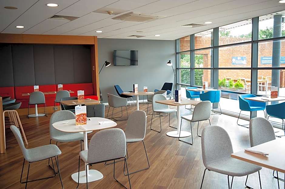 Holiday Inn Express Folkestone Channel Tunnel By IHG