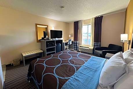 1 Queen Bed Non-Smoking