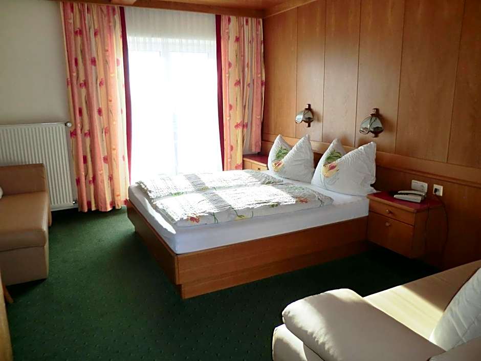 Alpenhotel Tauernstüberl