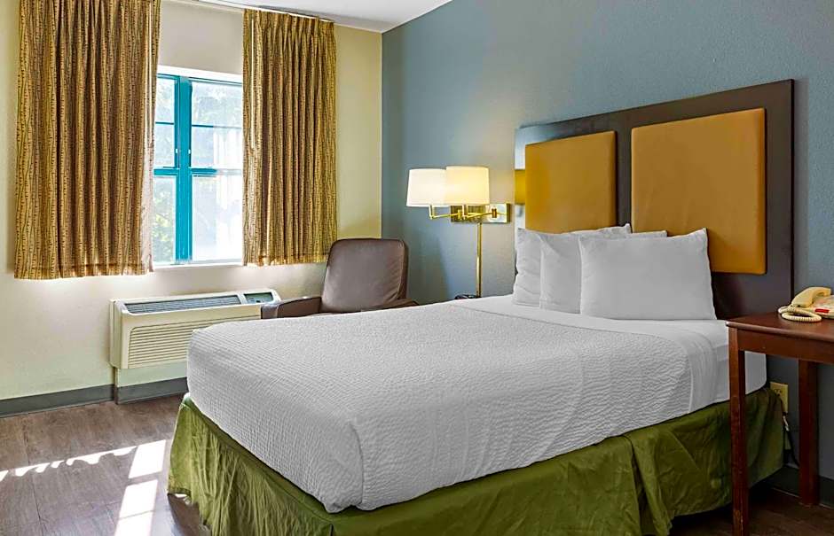 Extended Stay America Select Suites - Hartford - Manchester