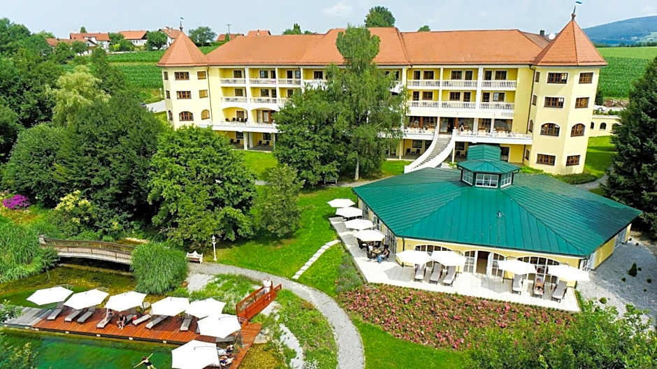 Wellnesshotel Parkschlössl zu Thyrnau  Adults only