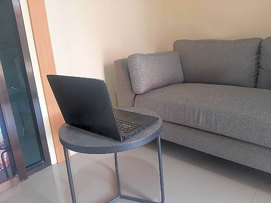 Capital O 93719 Homestay Omah Bidadari