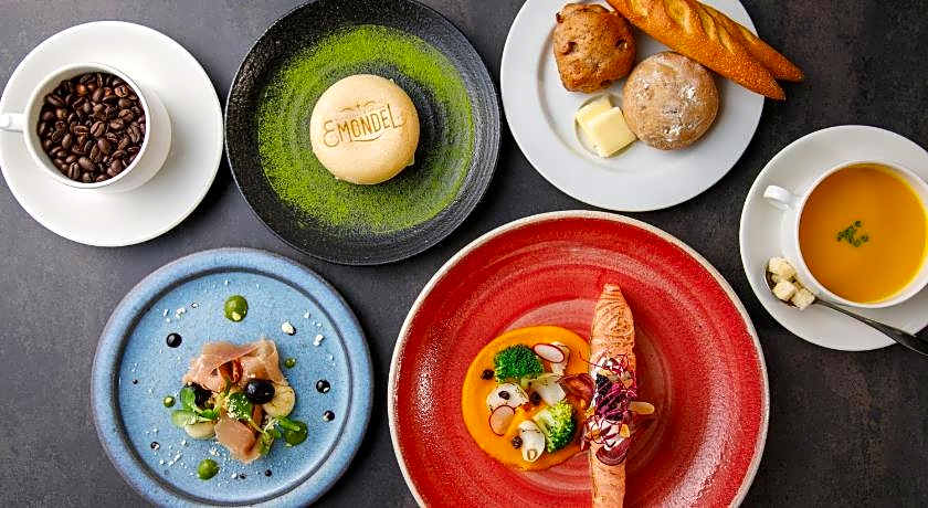 Shin-Osaka Esaka Tokyu REI Hotel