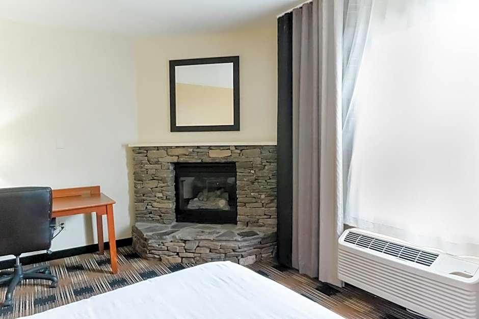 Country Inn & Suites by Radisson, Helen, GA