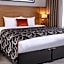 Clayton Crown Hotel London