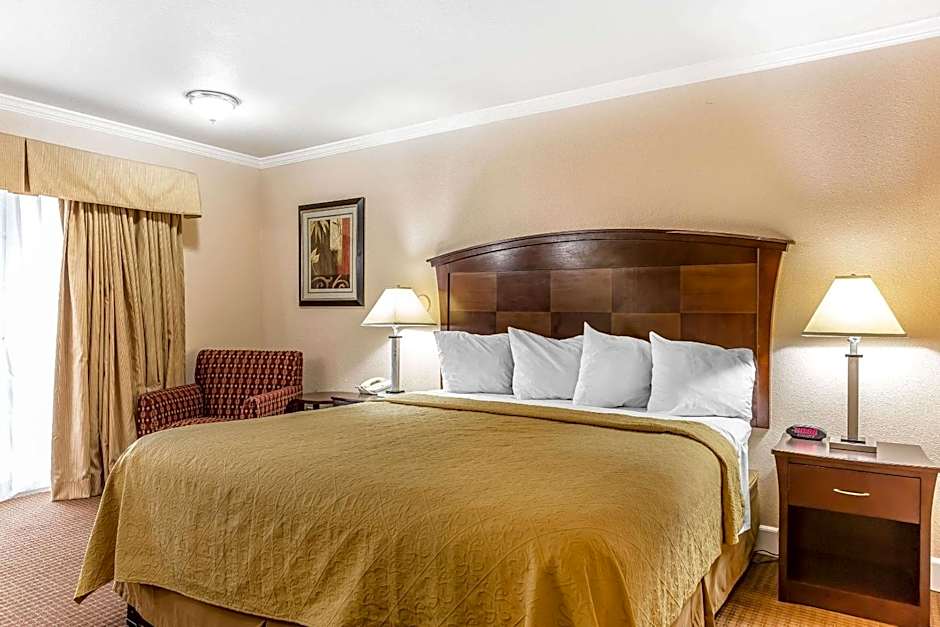 Quality Inn near Hearst Castle