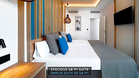 Suite with Garden View