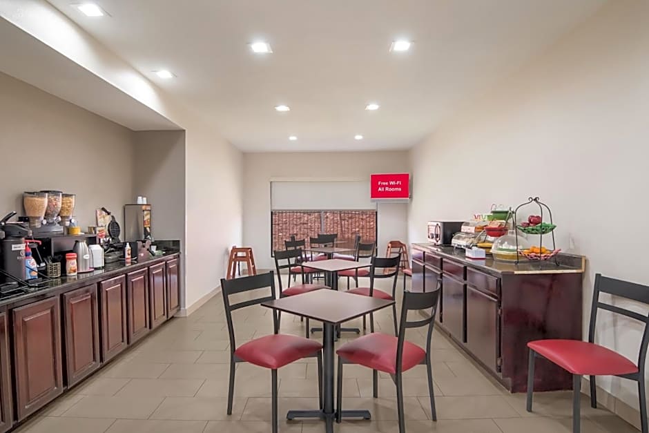 Red Roof Inn Terrell