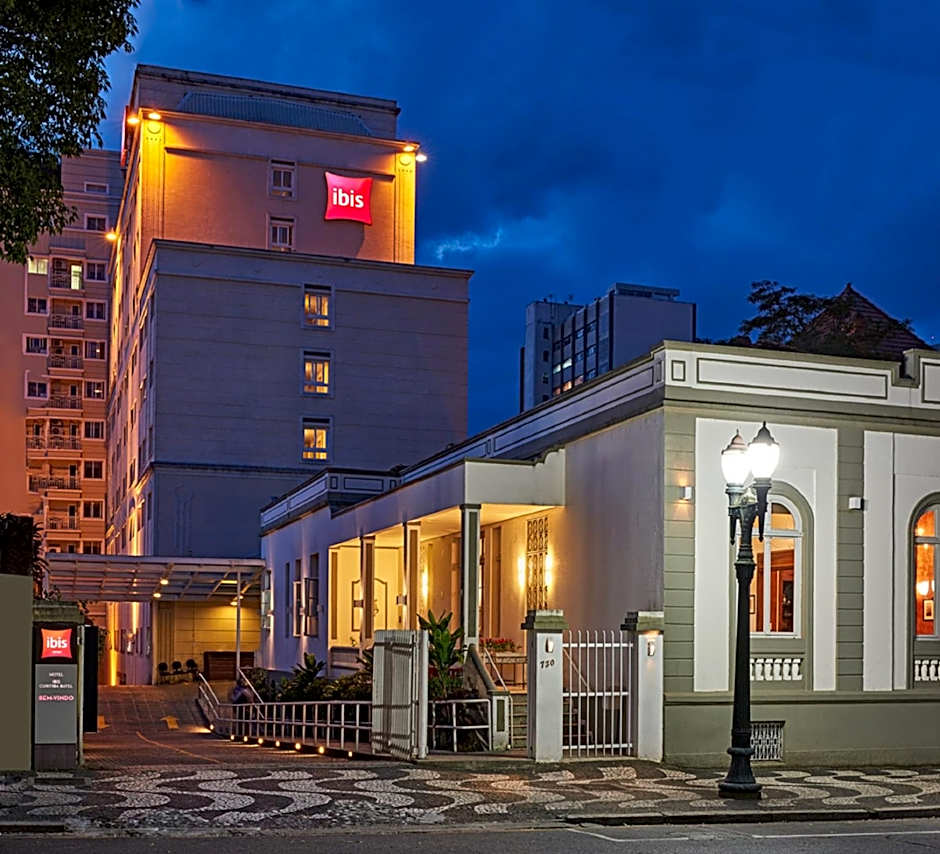 Ibis Curitiba Batel