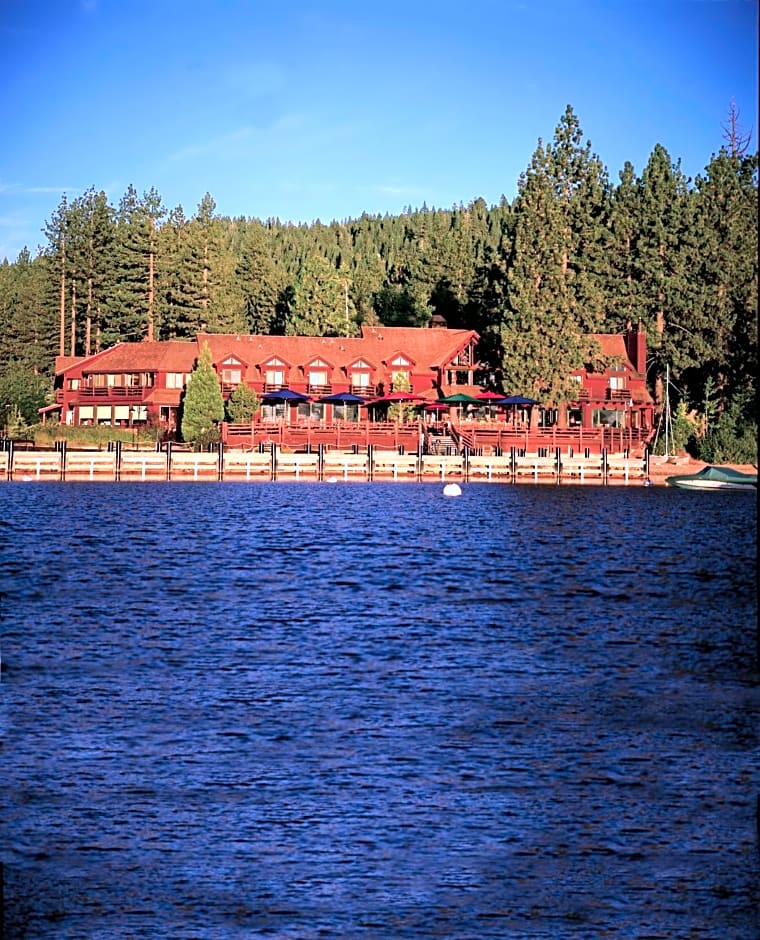 Sunnyside Resort And Lodge