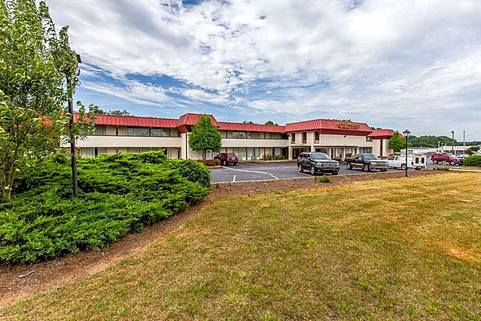 Quality Inn & Suites Easley - Greenville